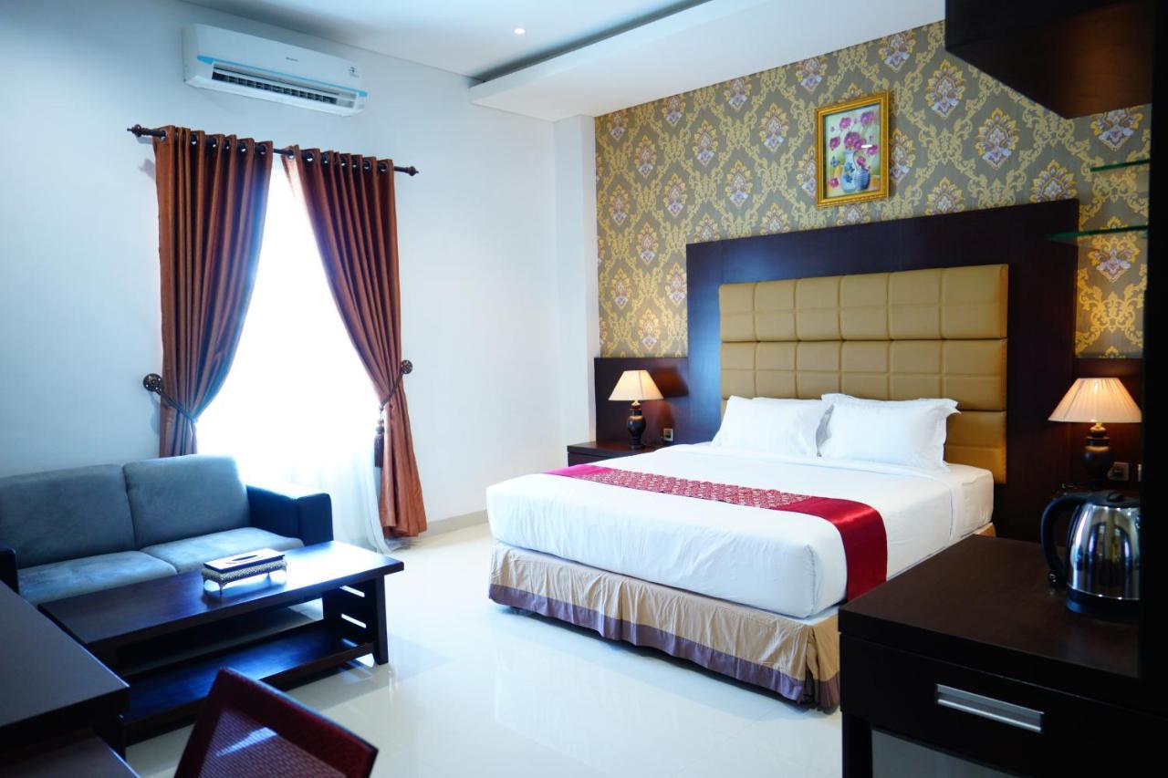 Singapore City Hotel Batu Bara Sungaibalai エクステリア 写真